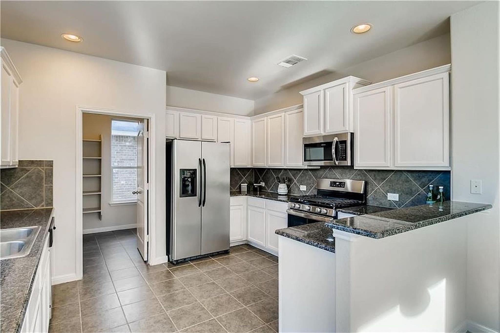 10920 Worn Sole Dr, Austin, TX 78754