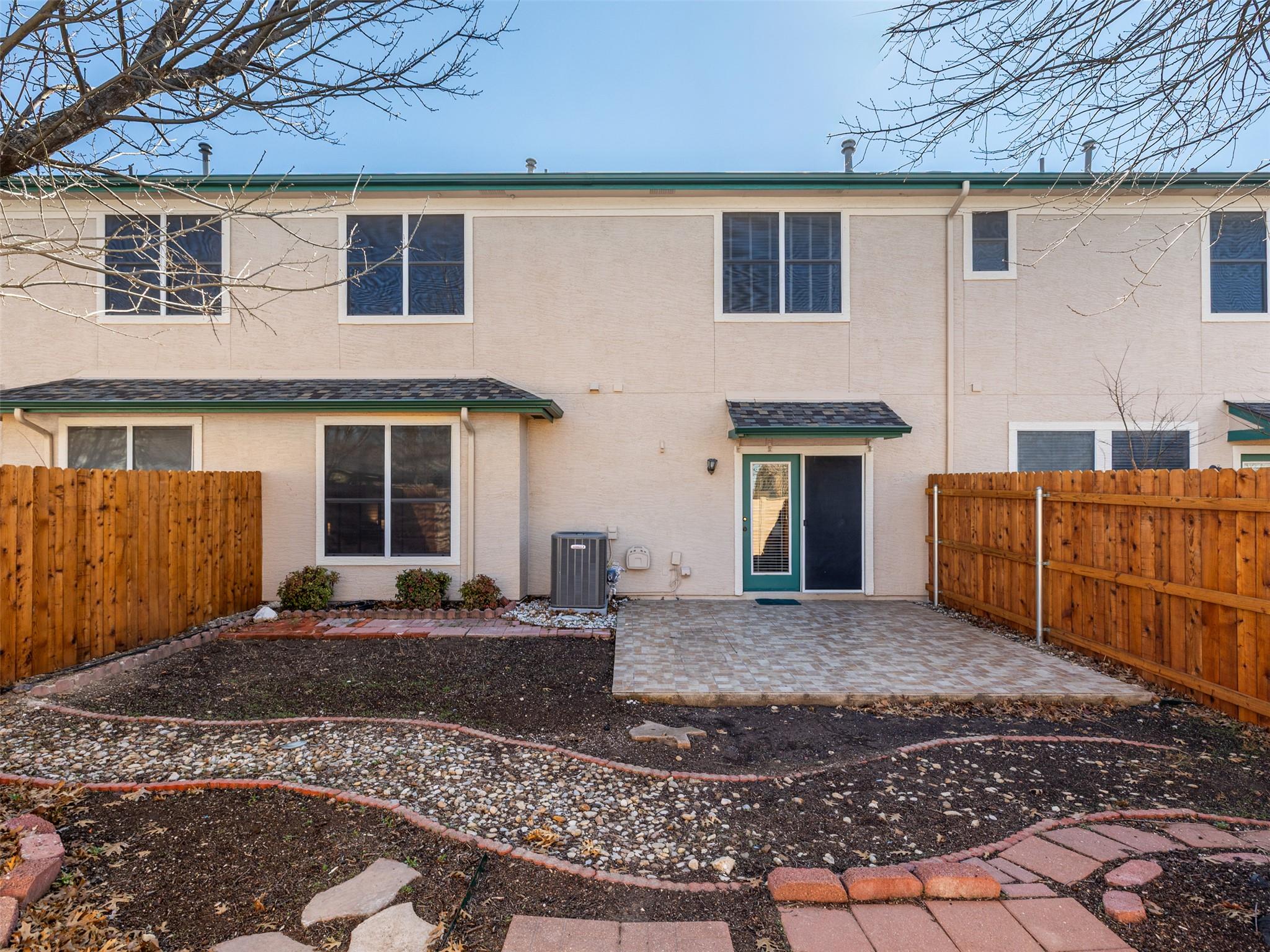 2100 Pipers Field Dr # 30, Austin, TX 78758