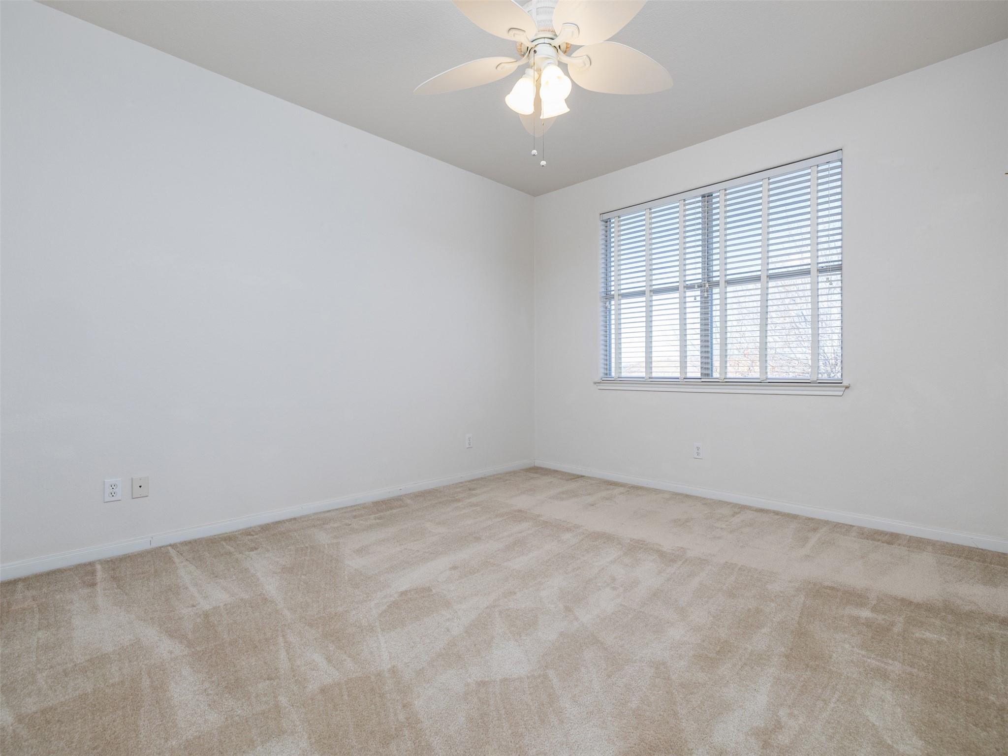 2100 Pipers Field Dr # 30, Austin, TX 78758