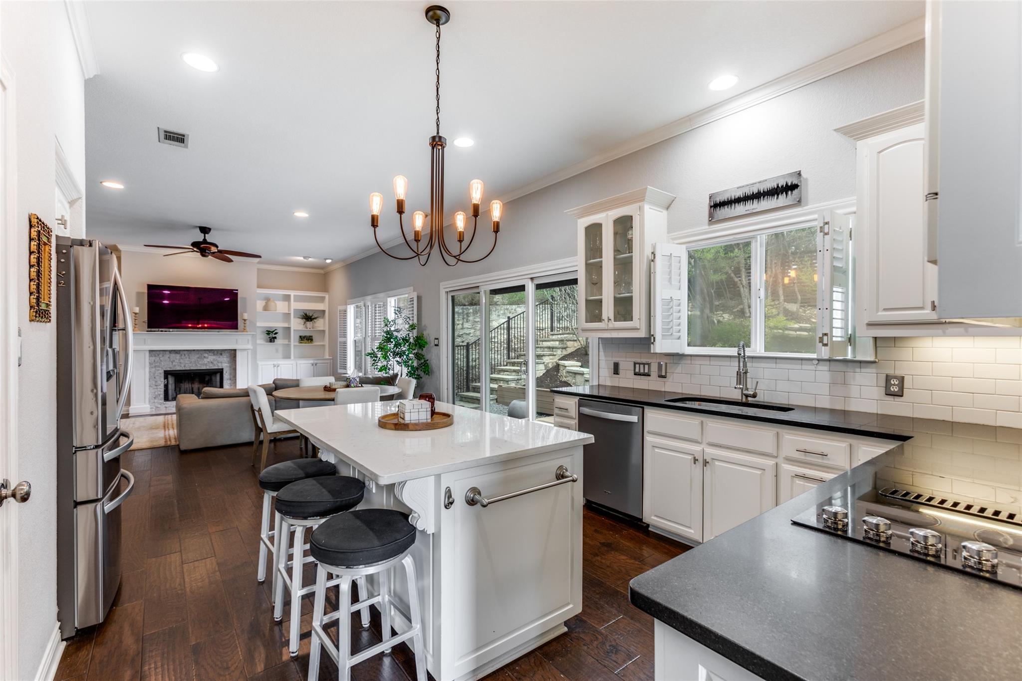 6204 Greyfeather Dr, Austin, TX 78759