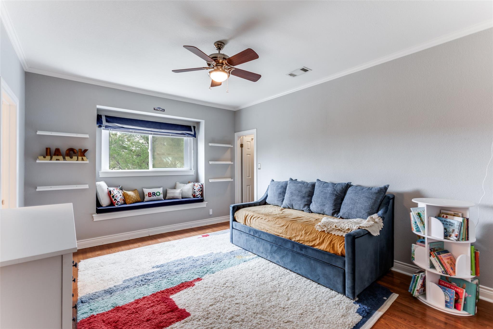 6204 Greyfeather Dr, Austin, TX 78759