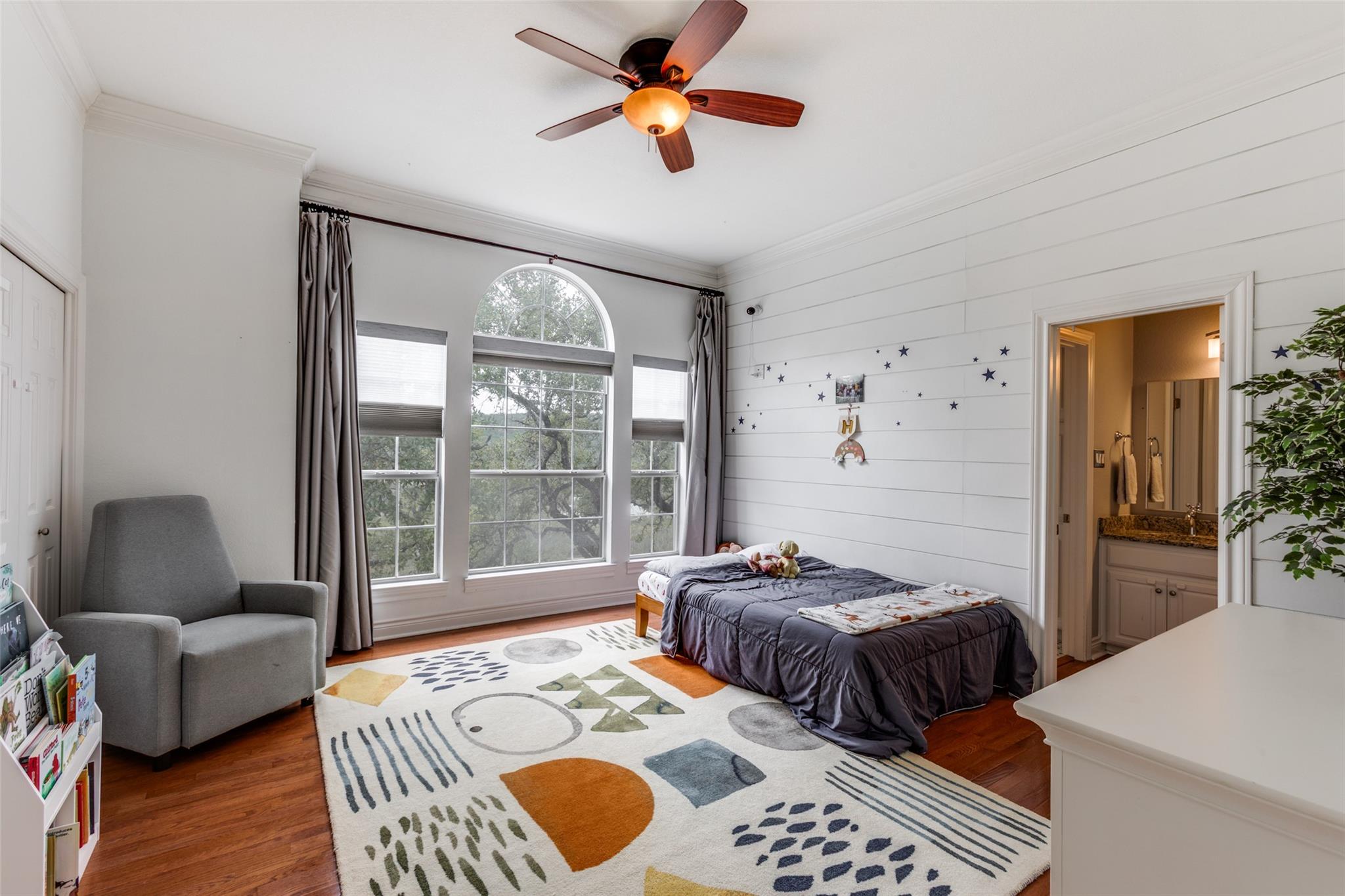 6204 Greyfeather Dr, Austin, TX 78759