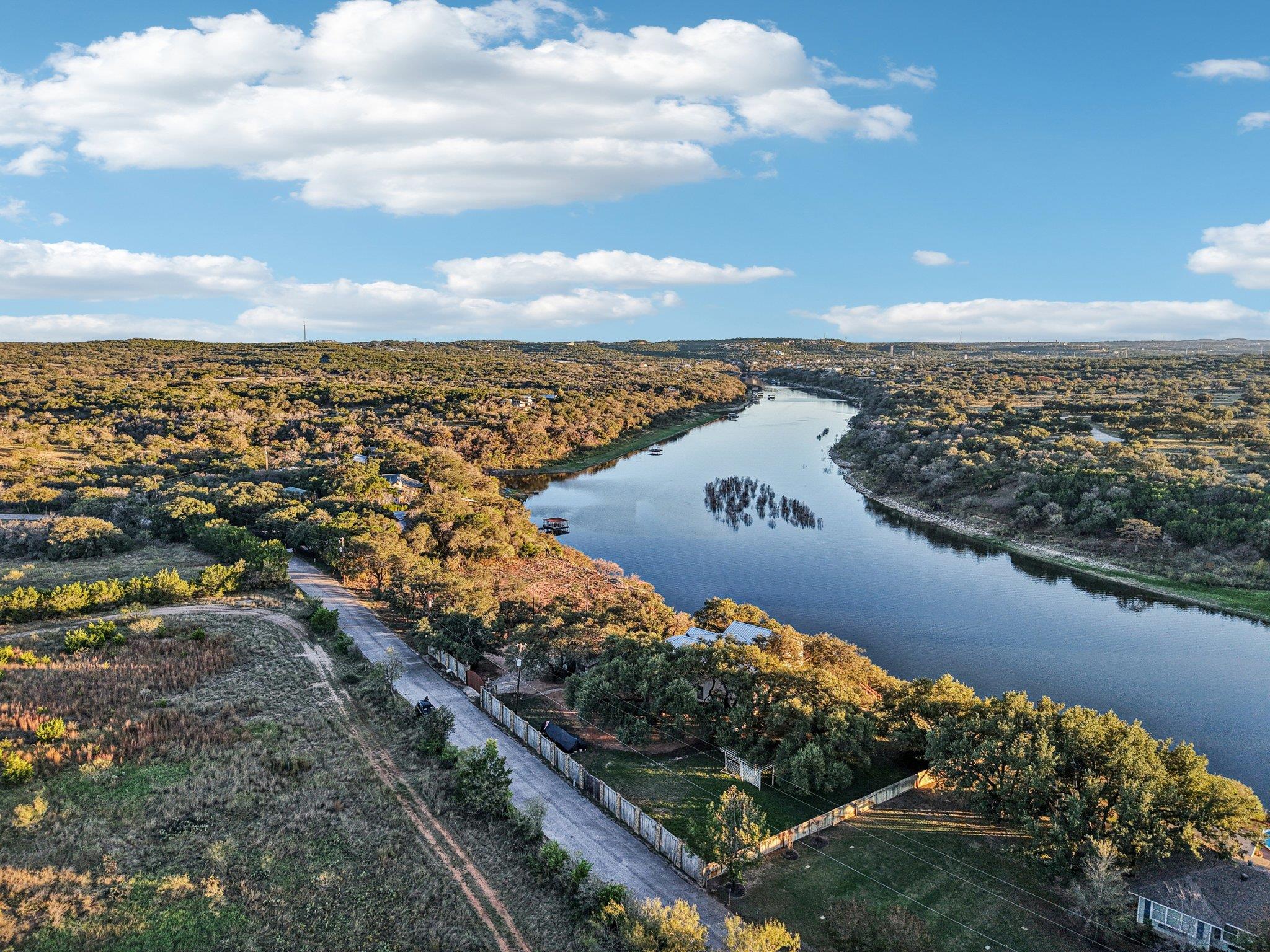 24333 Pedernales Cliff Trl, Spicewood, TX 78669