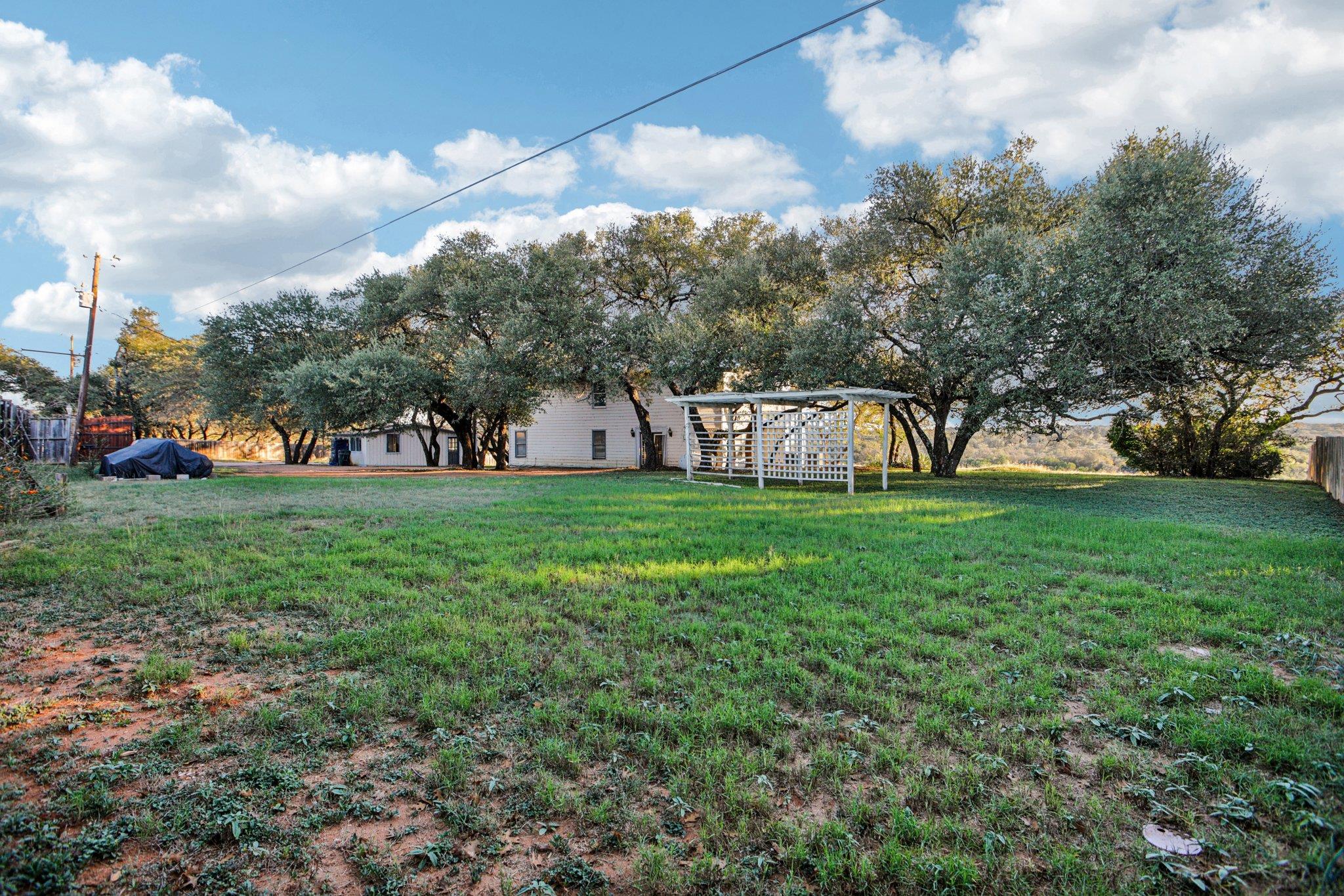 24333 Pedernales Cliff Trl, Spicewood, TX 78669