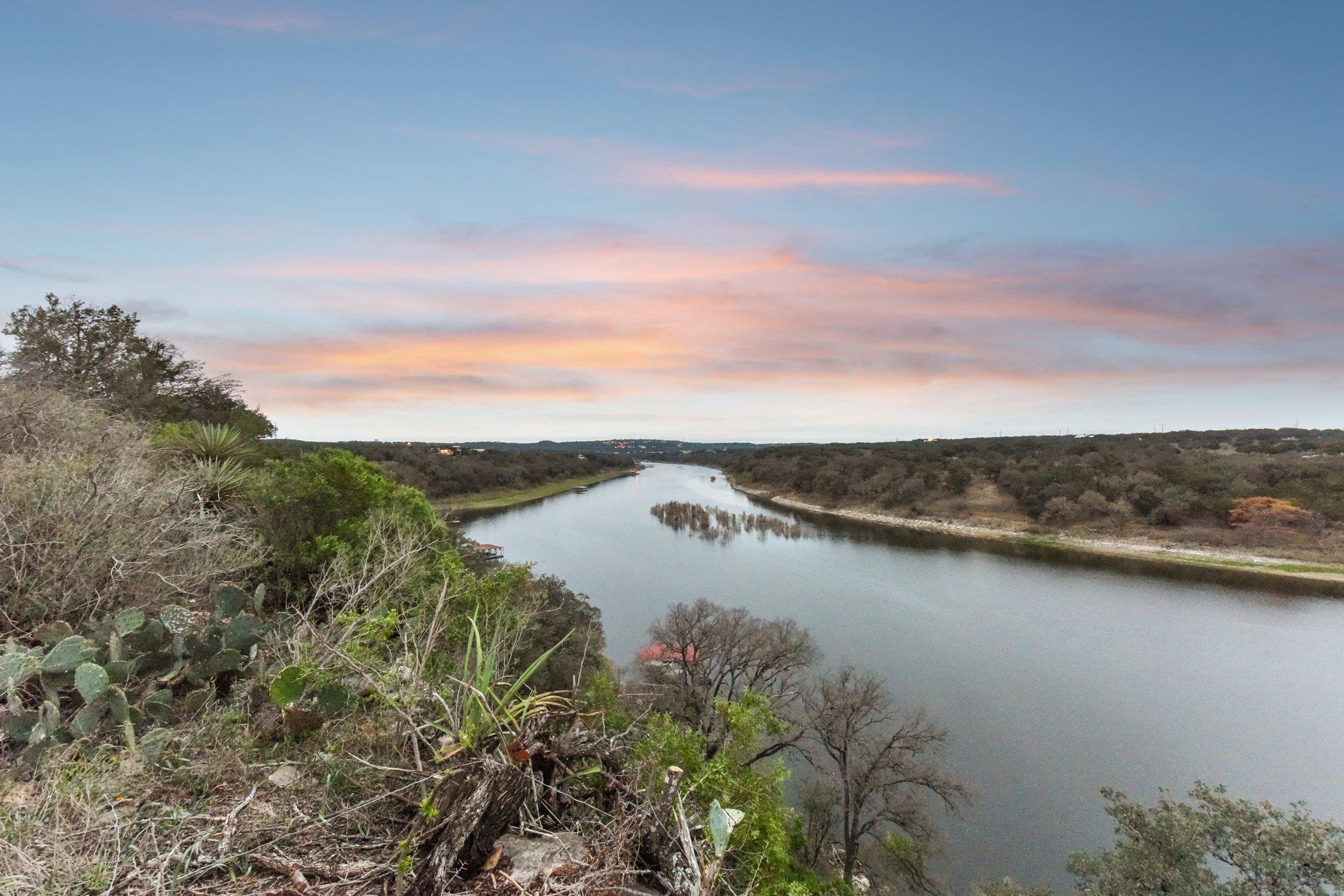 24333 Pedernales Cliff Trl, Spicewood, TX 78669