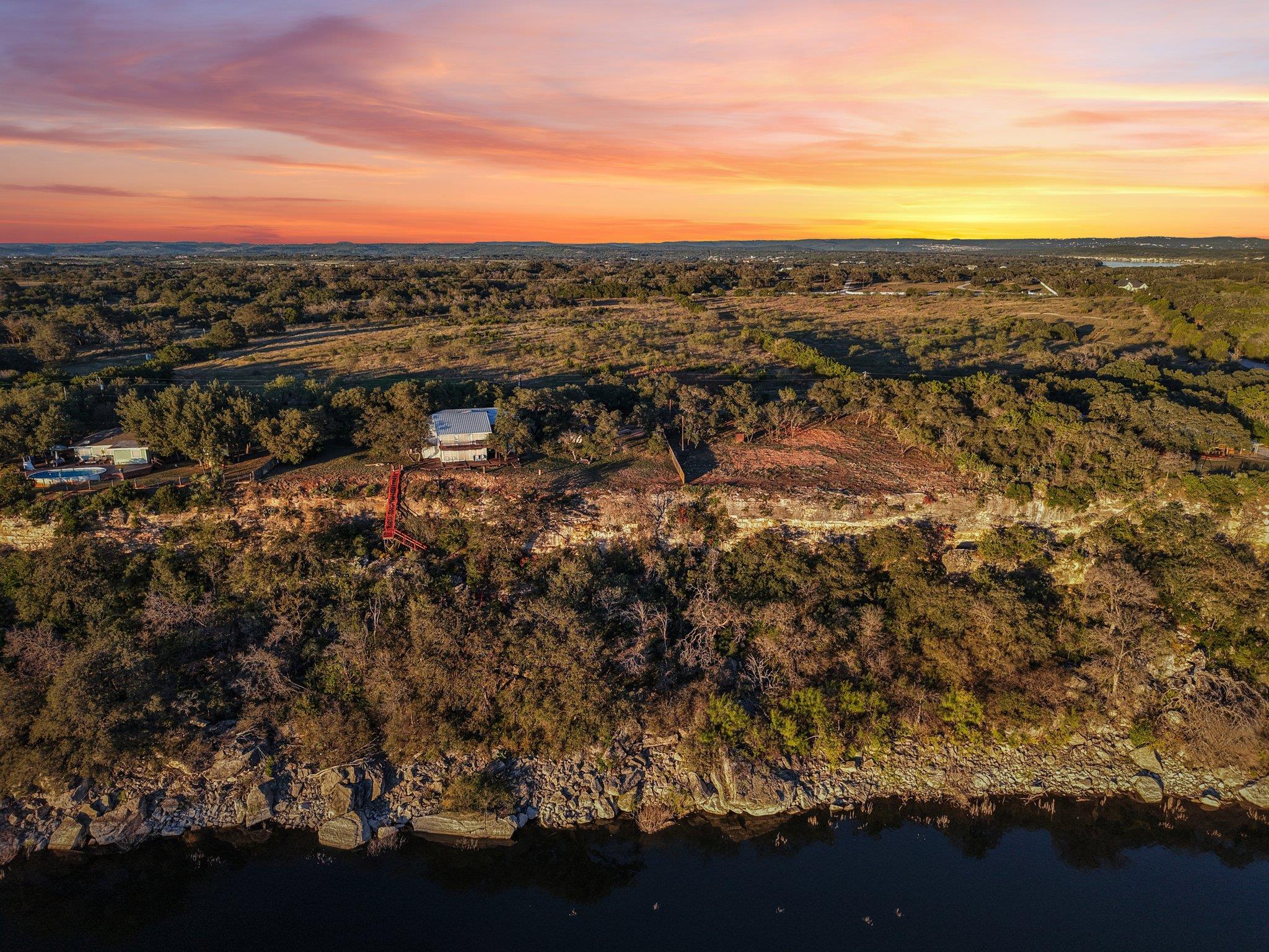 24333 Pedernales Cliff Trl, Spicewood, TX 78669