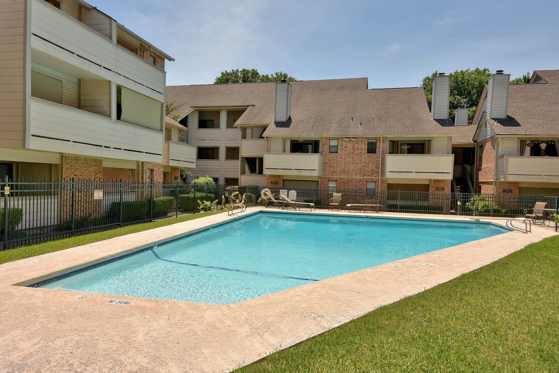 2500 Burleson Rd # 221, Austin, TX 78741