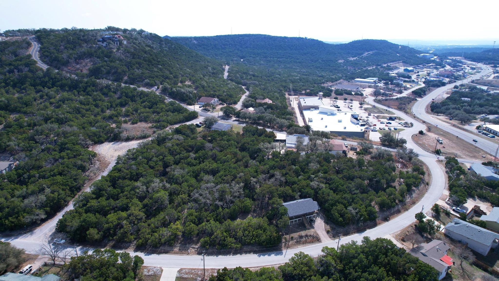 8111 Bronco Ln, Lago Vista, TX 78645