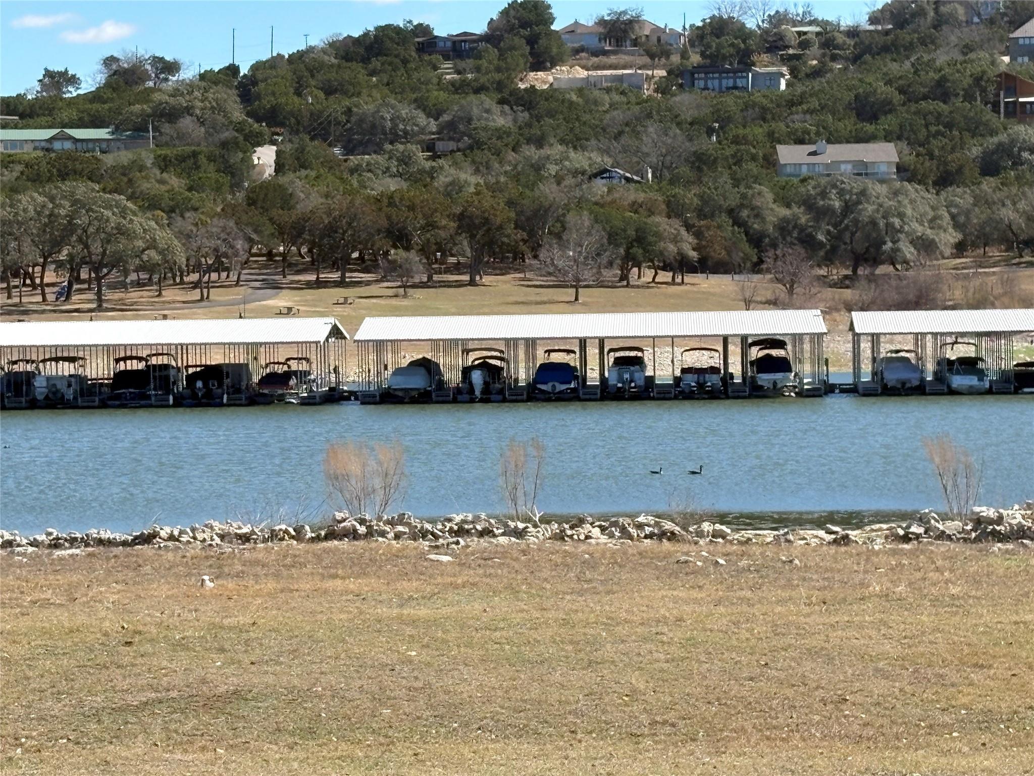 8111 Bronco Ln, Lago Vista, TX 78645