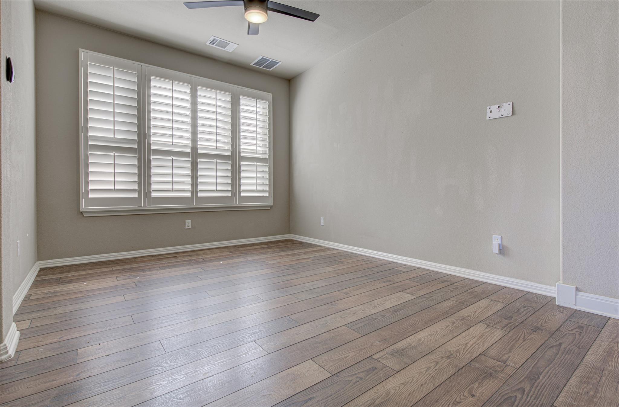 217 La Grotta Ln, Georgetown, TX 78628