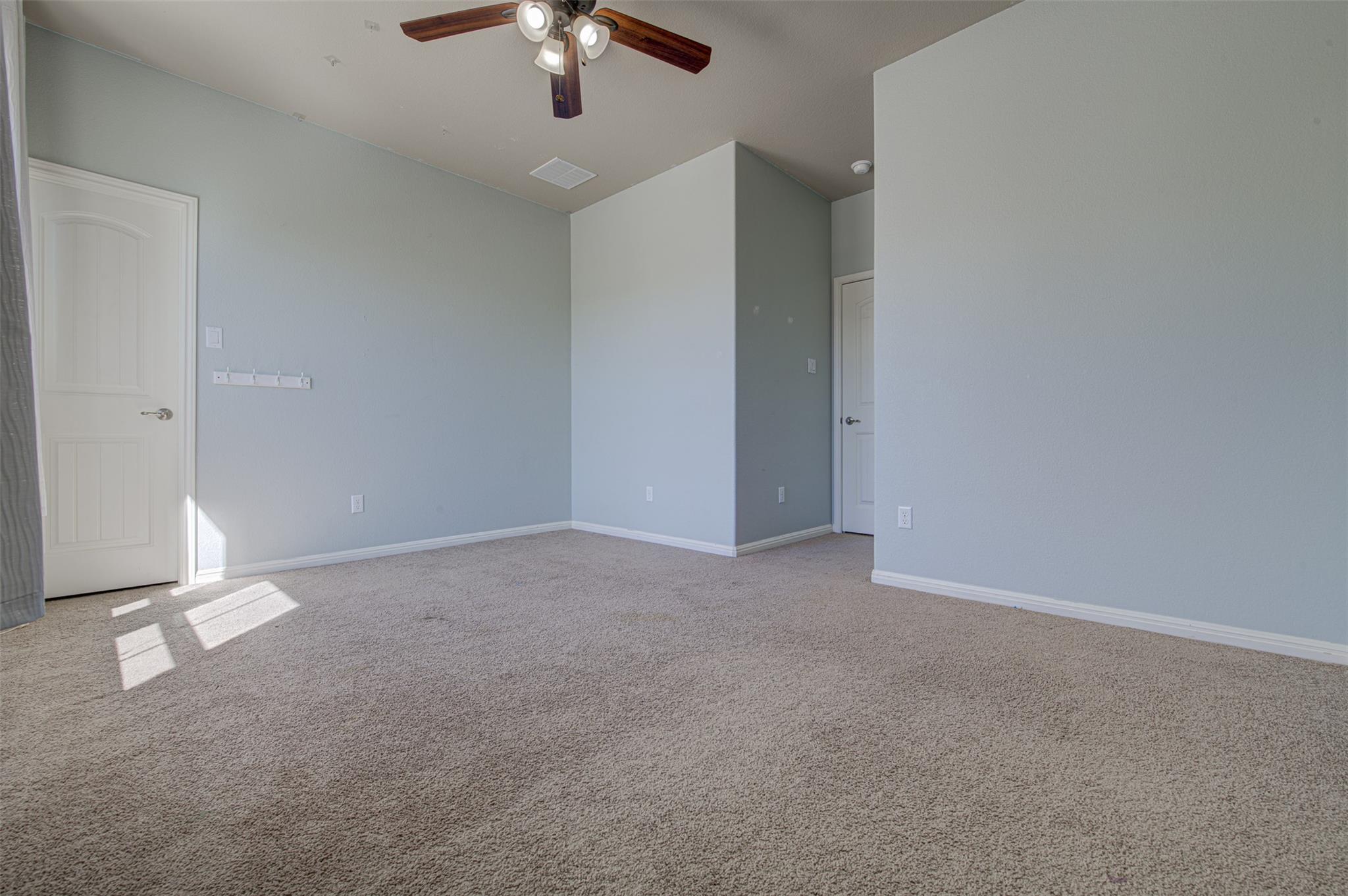 217 La Grotta Ln, Georgetown, TX 78628