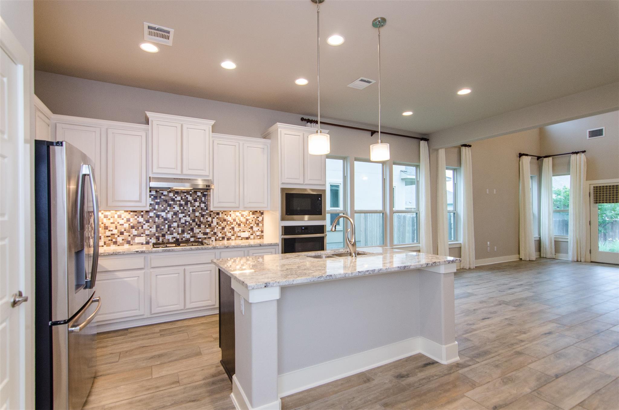 961 Centerra Hills Cir, Round Rock, TX 78665