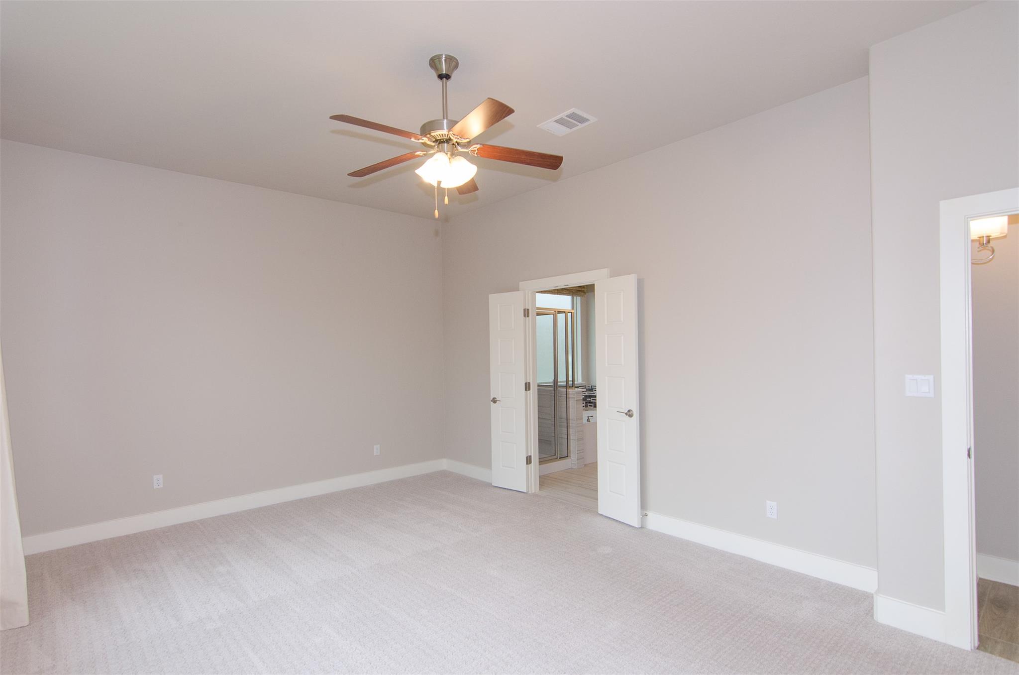 961 Centerra Hills Cir, Round Rock, TX 78665