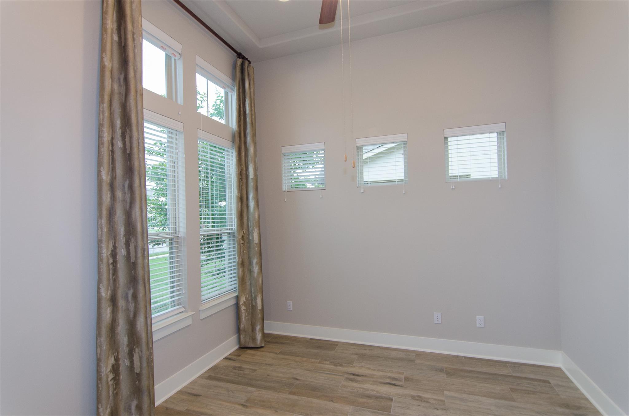 961 Centerra Hills Cir, Round Rock, TX 78665