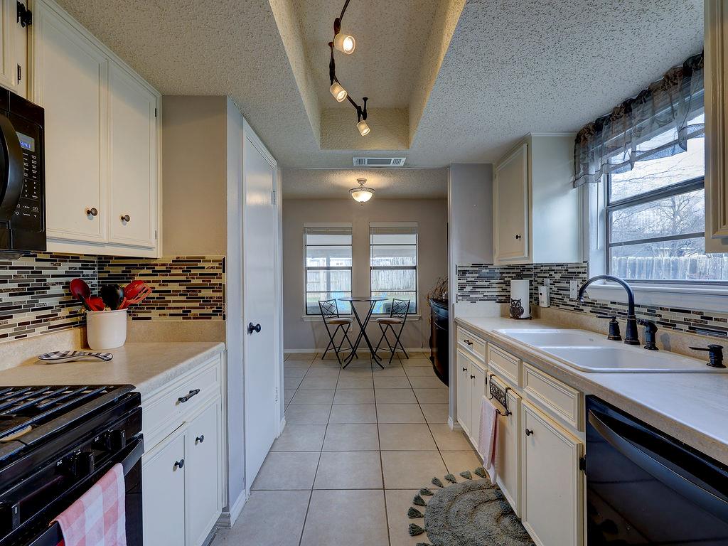 3512 Cornerstone St, Round Rock, TX 78681