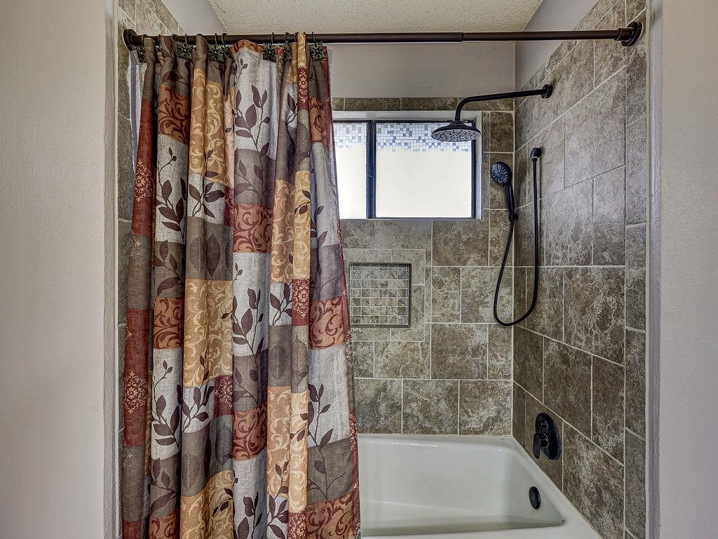 3512 Cornerstone St, Round Rock, TX 78681