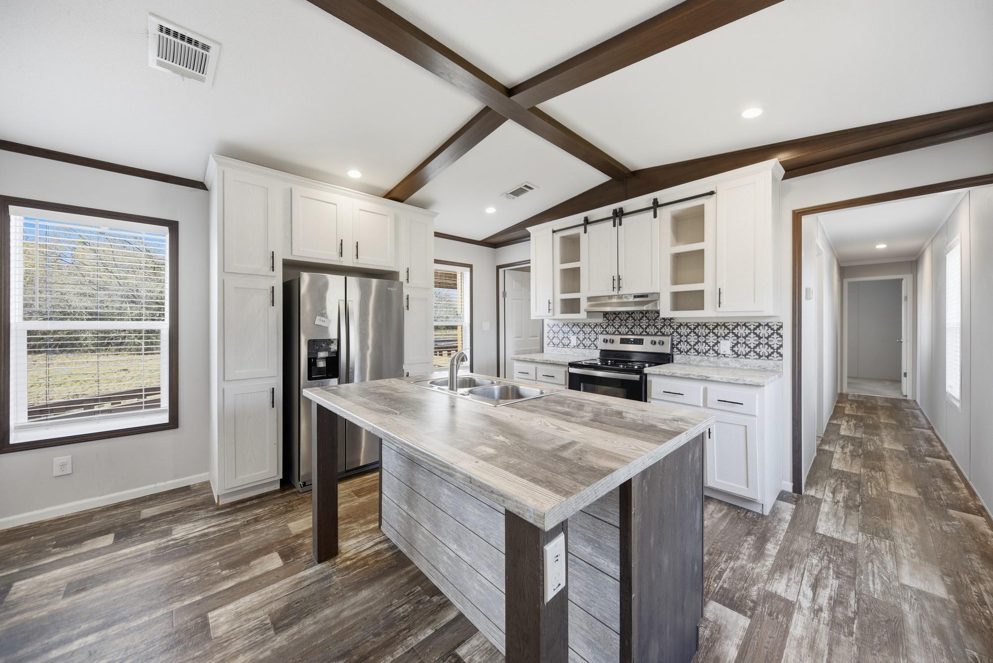 6881 Fm 2000, Caldwell, TX 77836