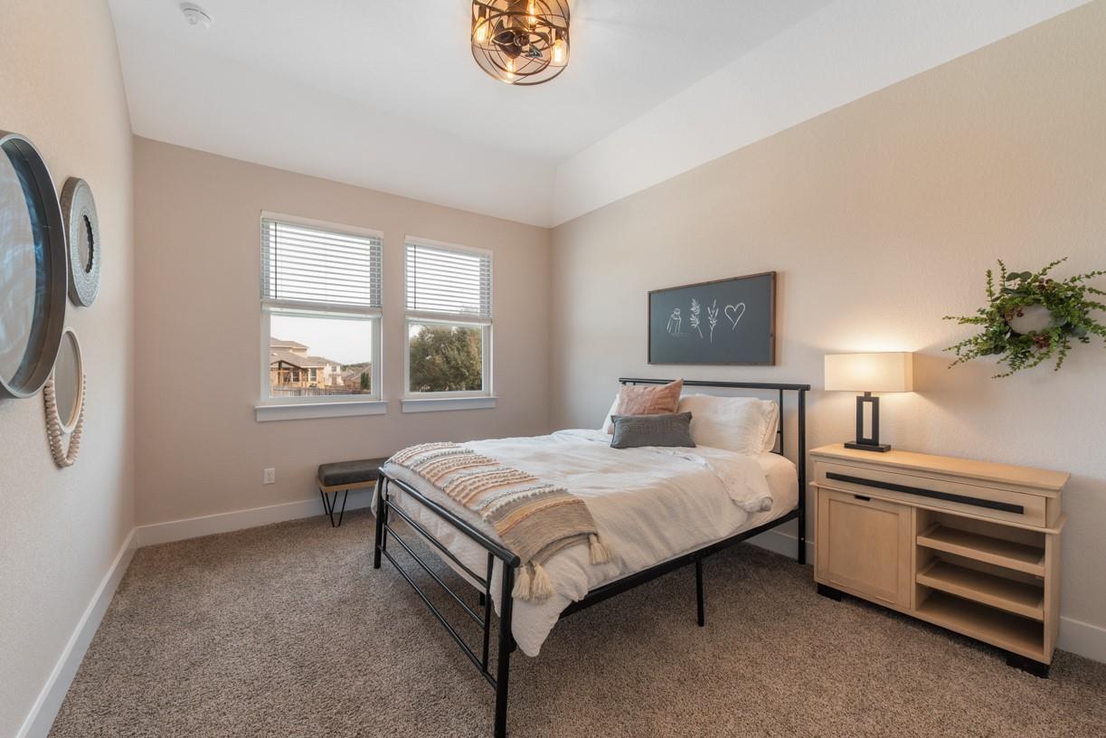 2341 Airport Dr, Leander, TX 78641