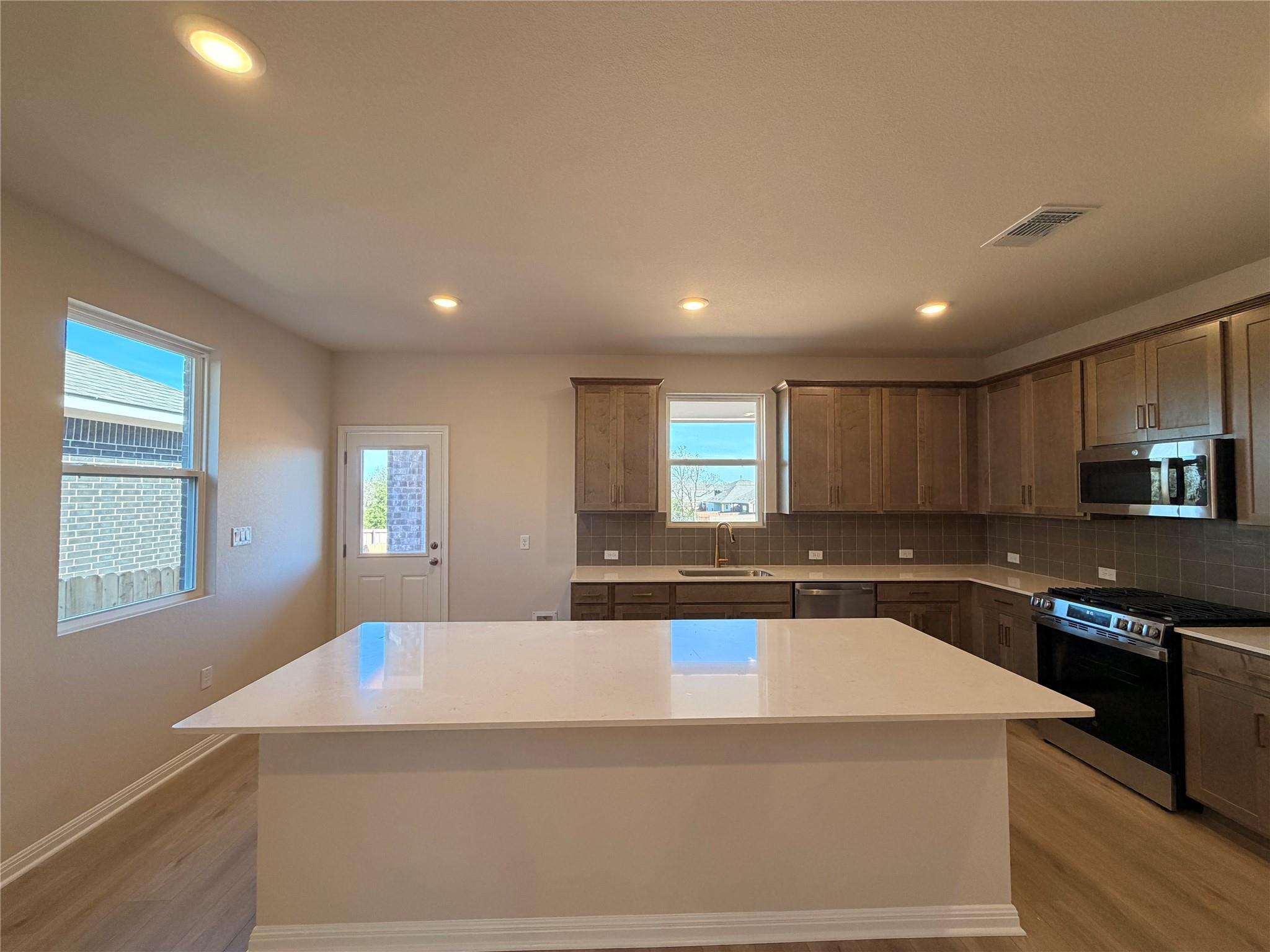 108 Coleto Trl, Bastrop, TX 78602