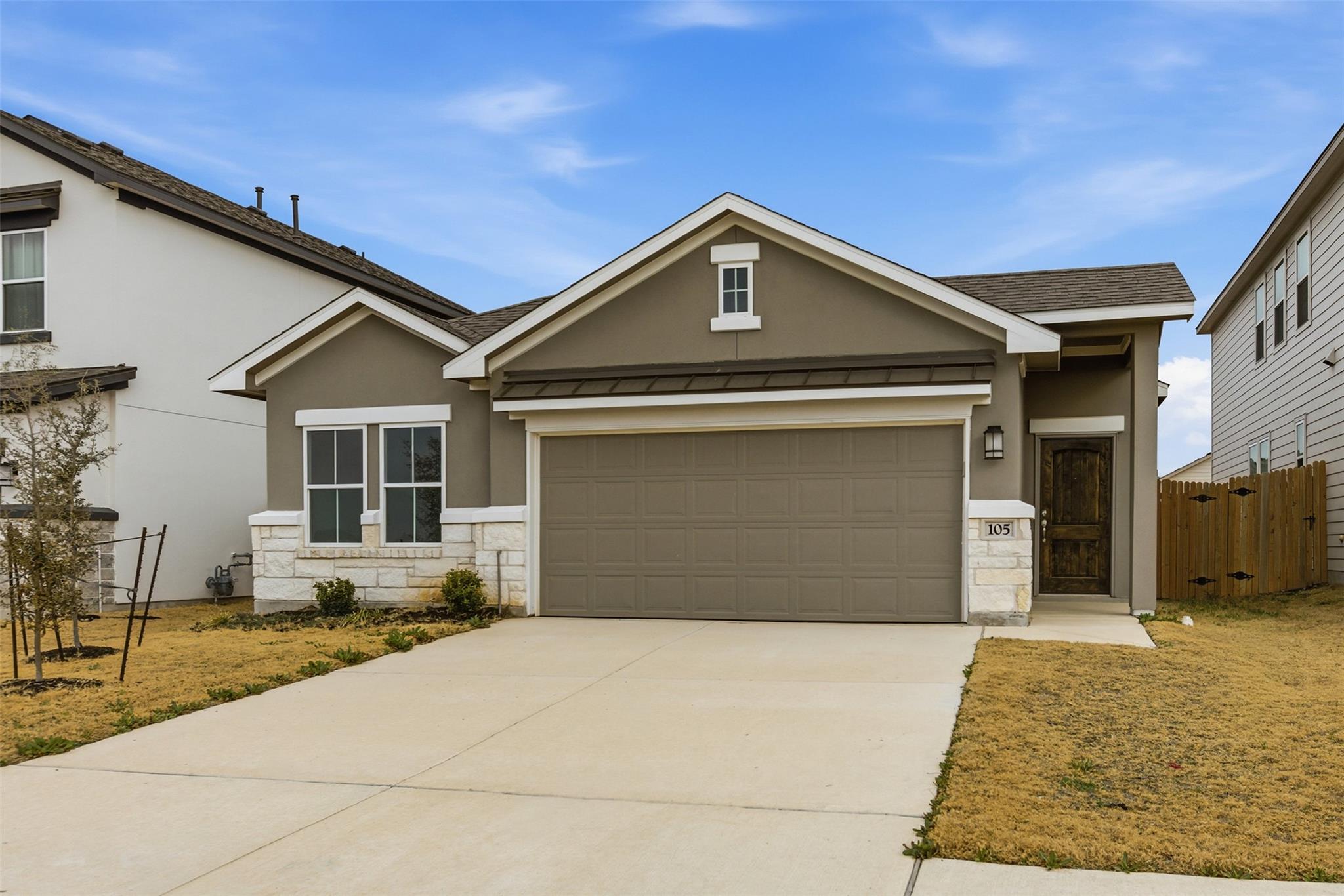 105 Boulder Ridge Trl, Liberty Hill, TX 78642