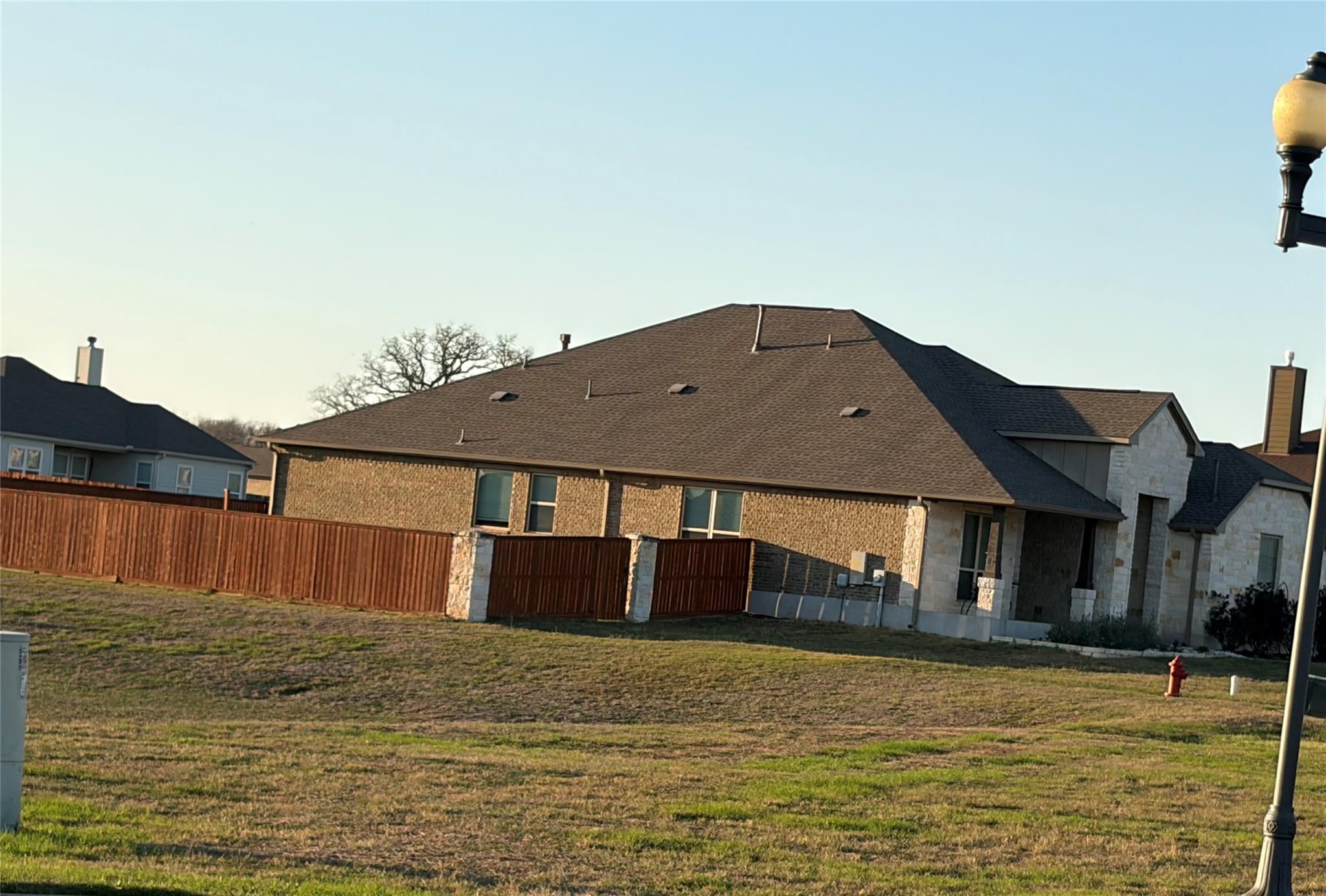 285 Chisholm Trl, Bastrop, TX 78602