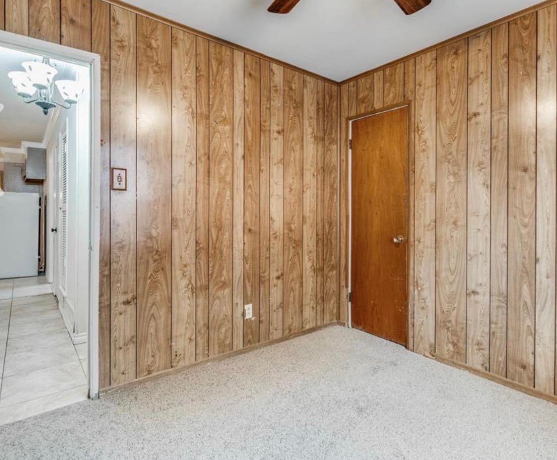 4744 Richard St, Forest Hill, TX 76119