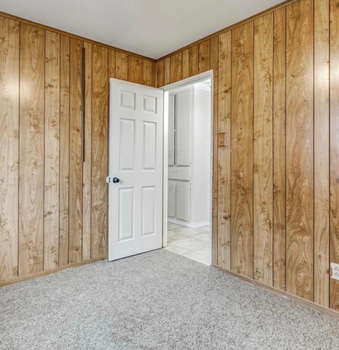 4744 Richard St, Forest Hill, TX 76119