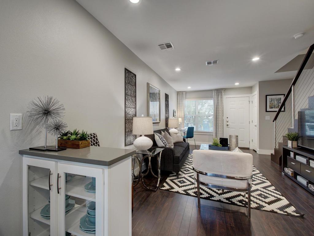 202 S College St # 11, Georgetown, TX 78626