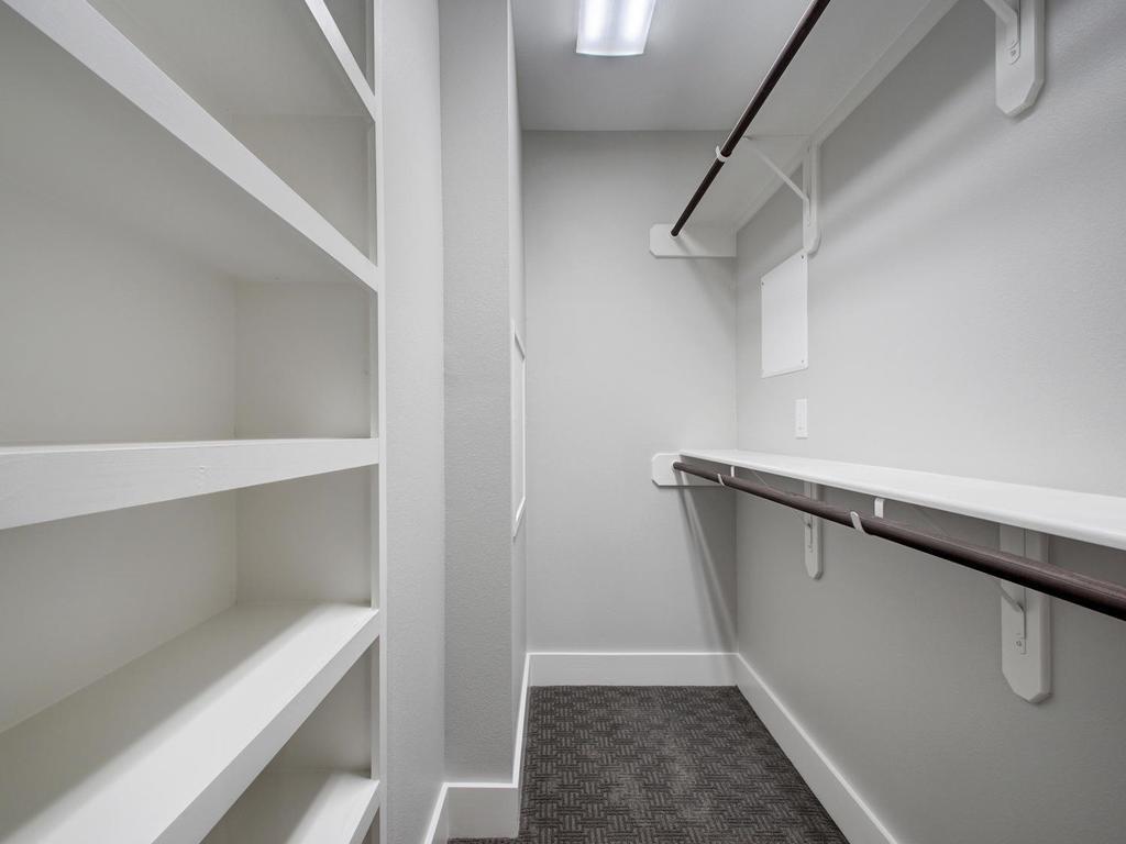 202 S College St # 11, Georgetown, TX 78626