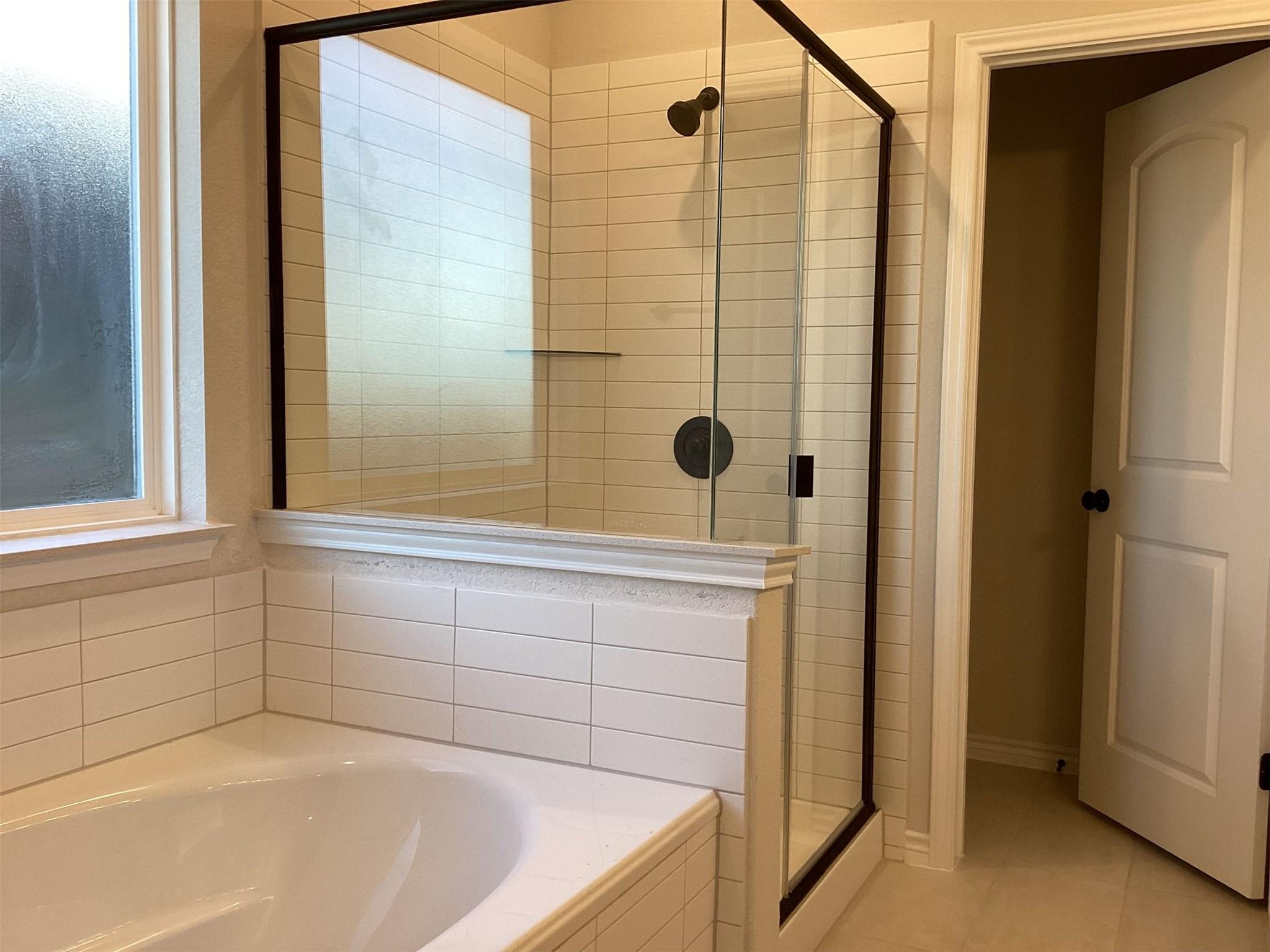 129 Clover Bnd, Liberty Hill, TX 78642