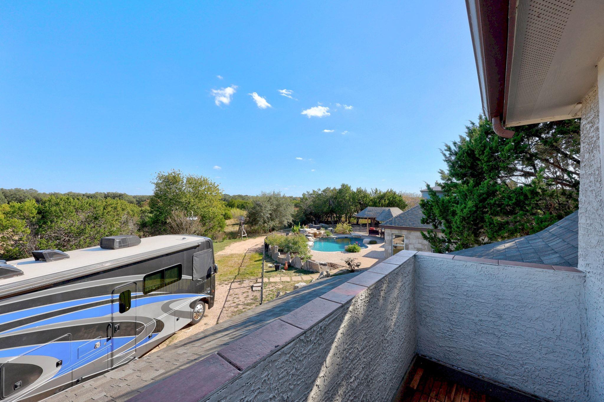 105 Honeycomb Mesa, Leander, TX 78641