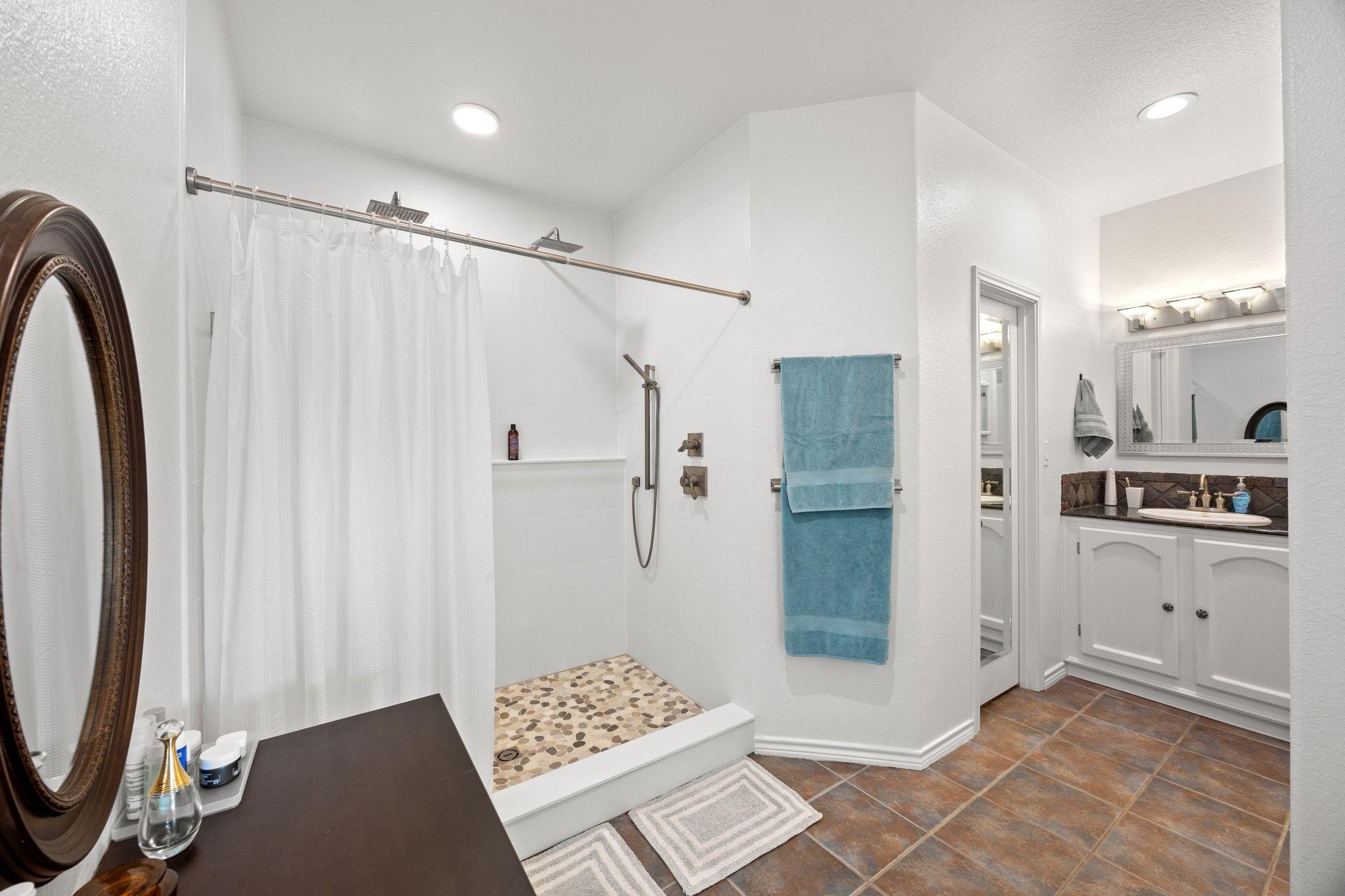 105 Honeycomb Mesa, Leander, TX 78641