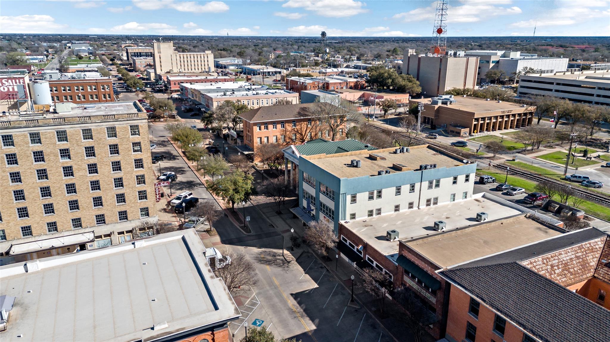 205 S Main St, Bryan, TX 77803