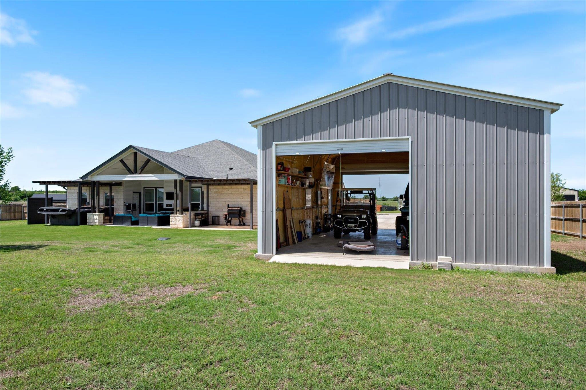 825 Niki Dr, Salado, TX 76571