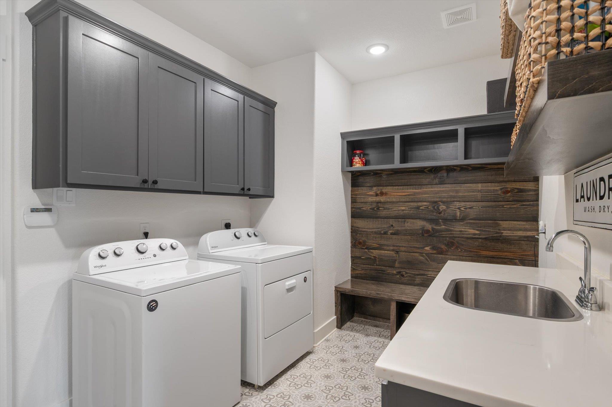 825 Niki Dr, Salado, TX 76571