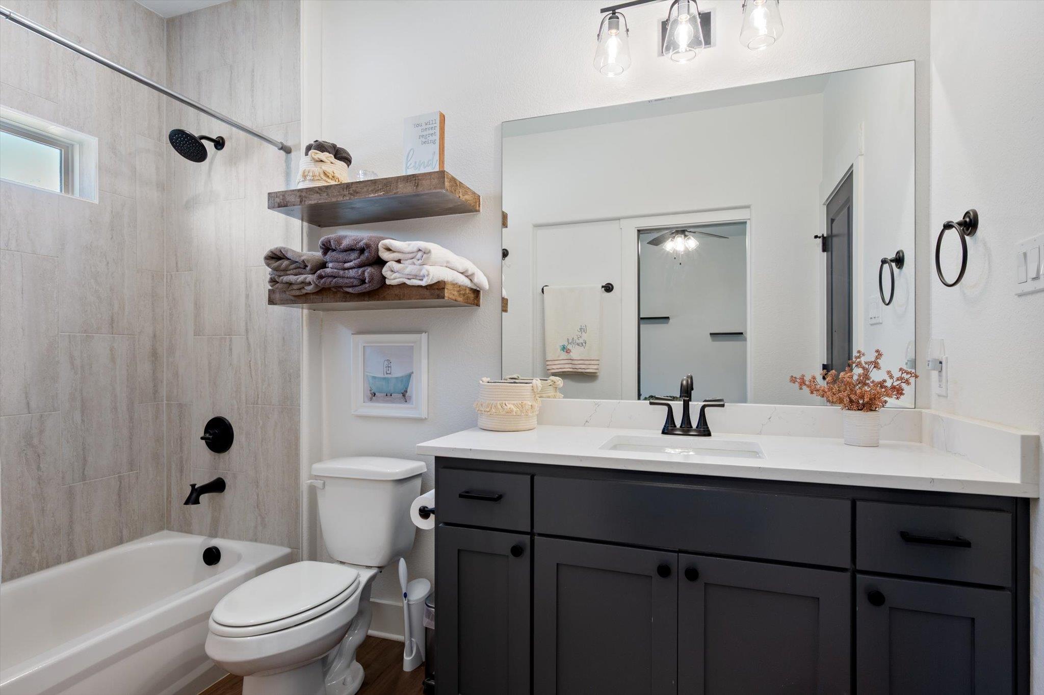 825 Niki Dr, Salado, TX 76571