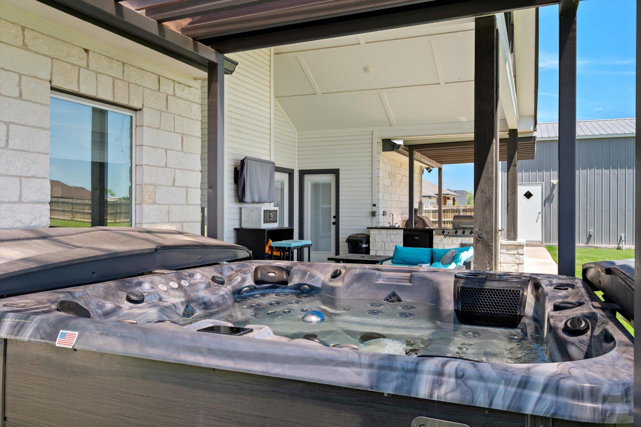 825 Niki Dr, Salado, TX 76571