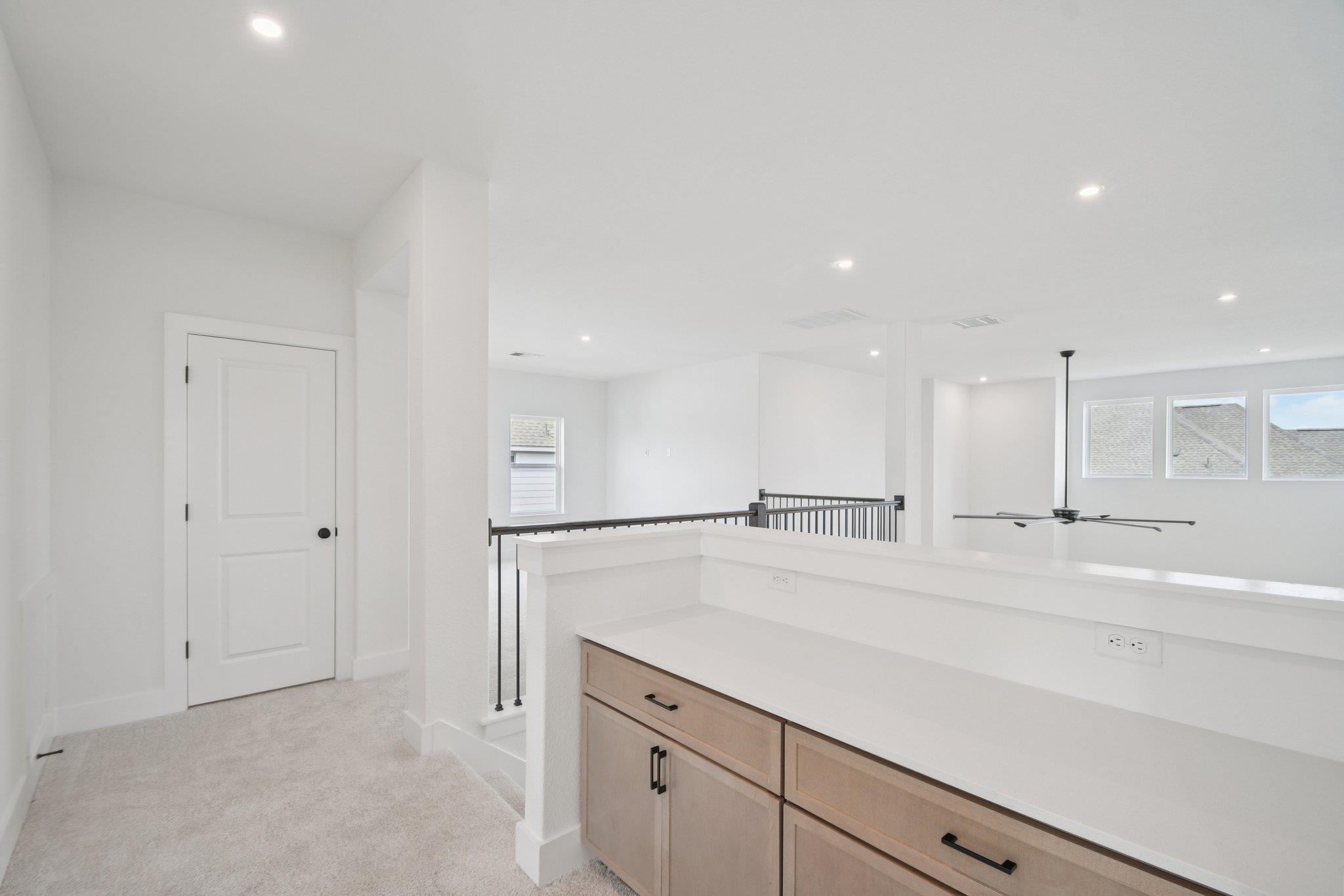 1660 Cardinal Ln, Round Rock, TX 78681