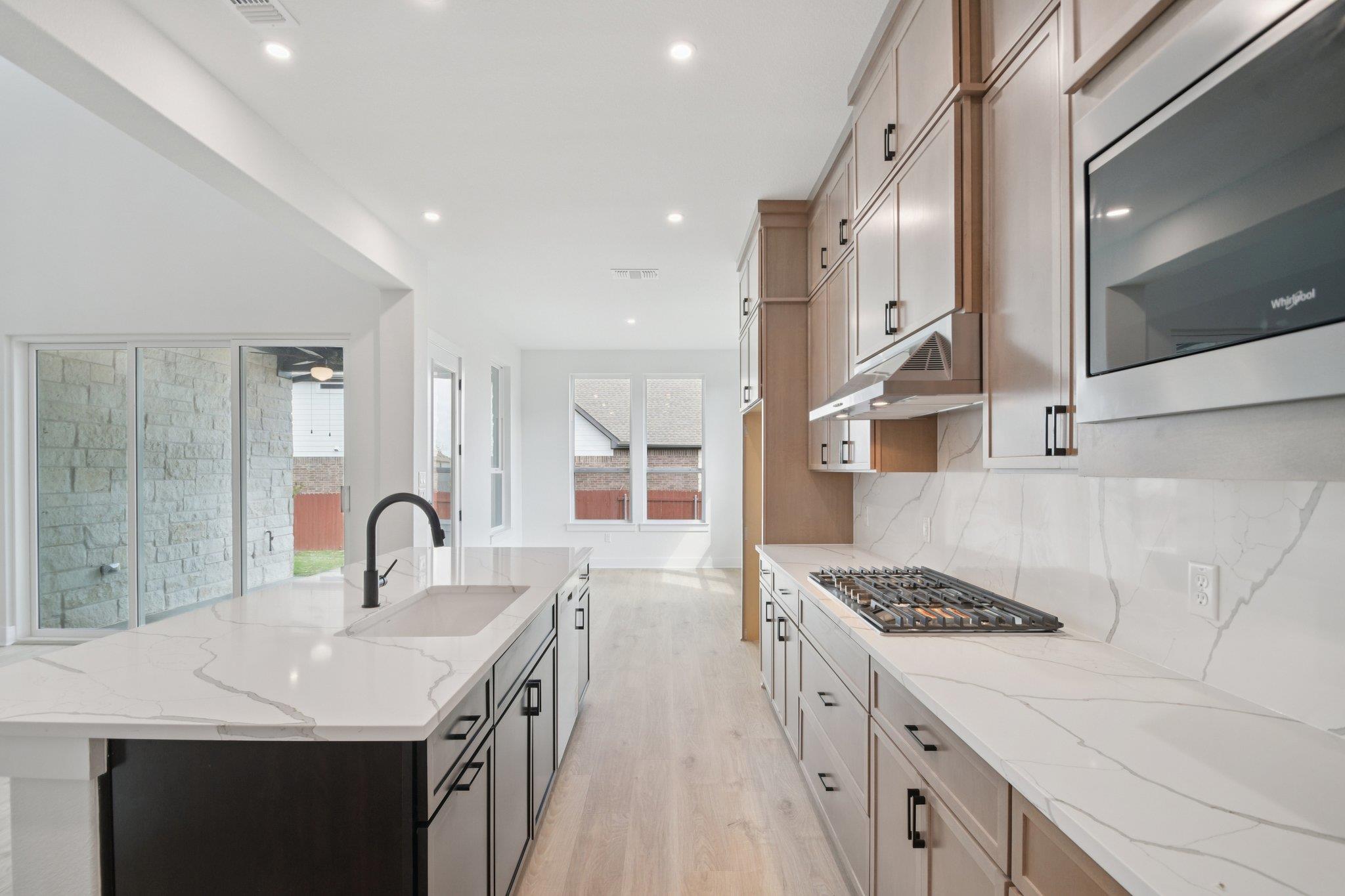 1660 Cardinal Ln, Round Rock, TX 78681