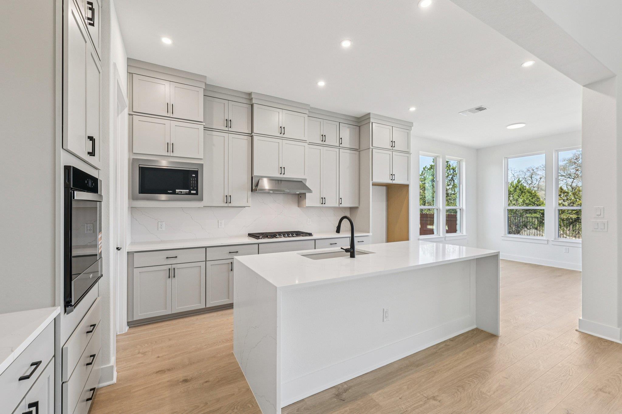 1660 Cardinal Ln, Round Rock, TX 78681