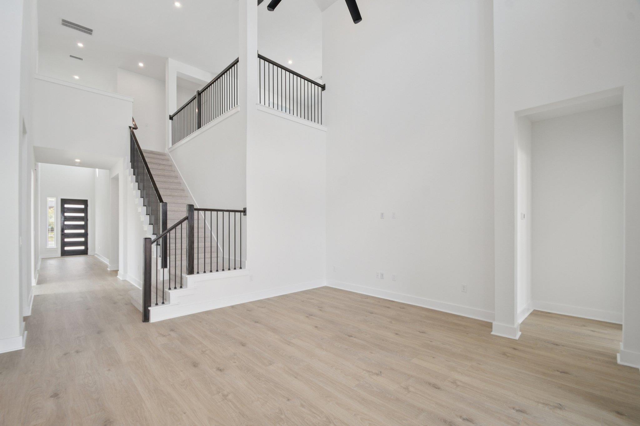 1660 Cardinal Ln, Round Rock, TX 78681