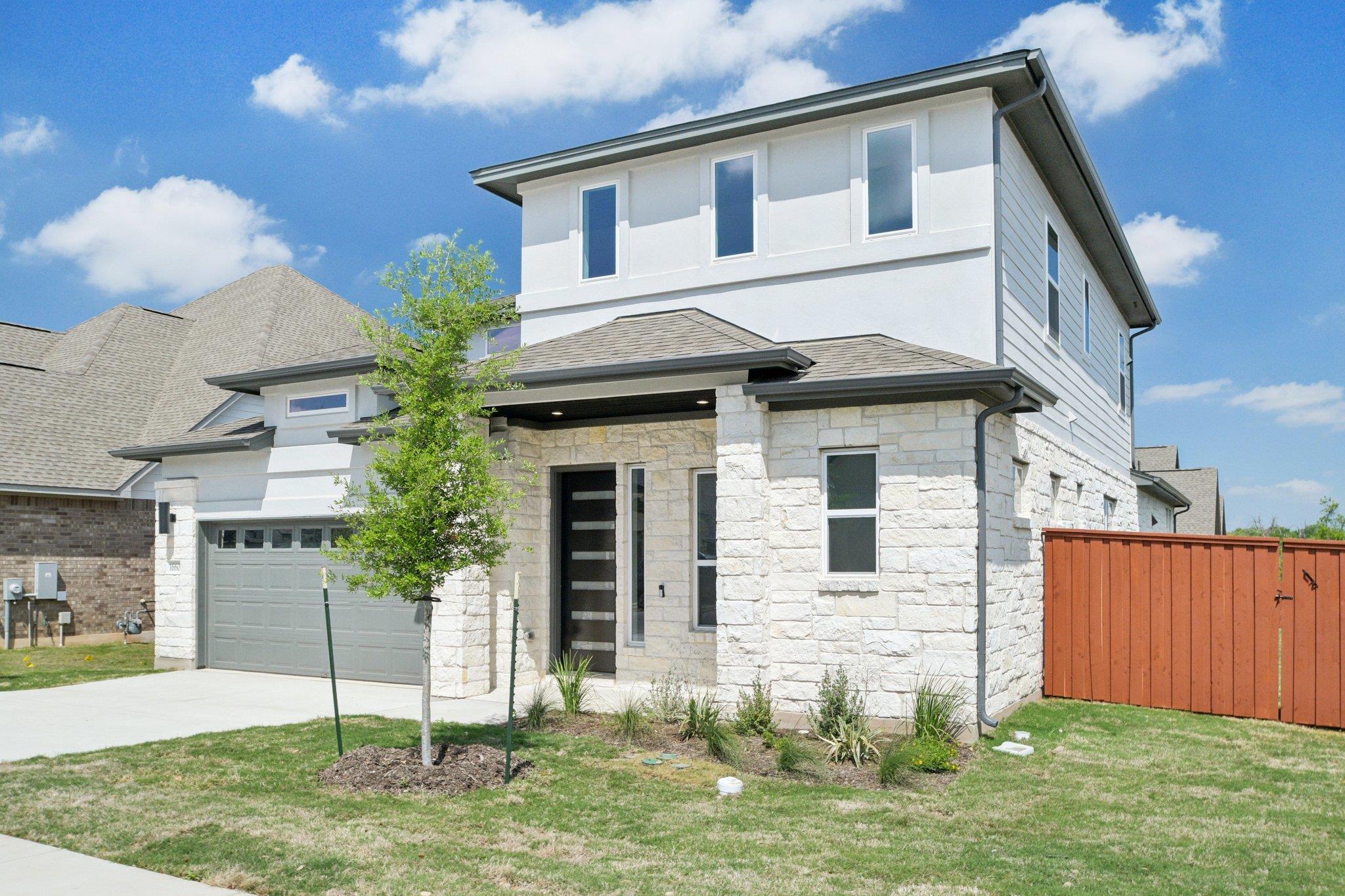 1660 Cardinal Ln, Round Rock, TX 78681