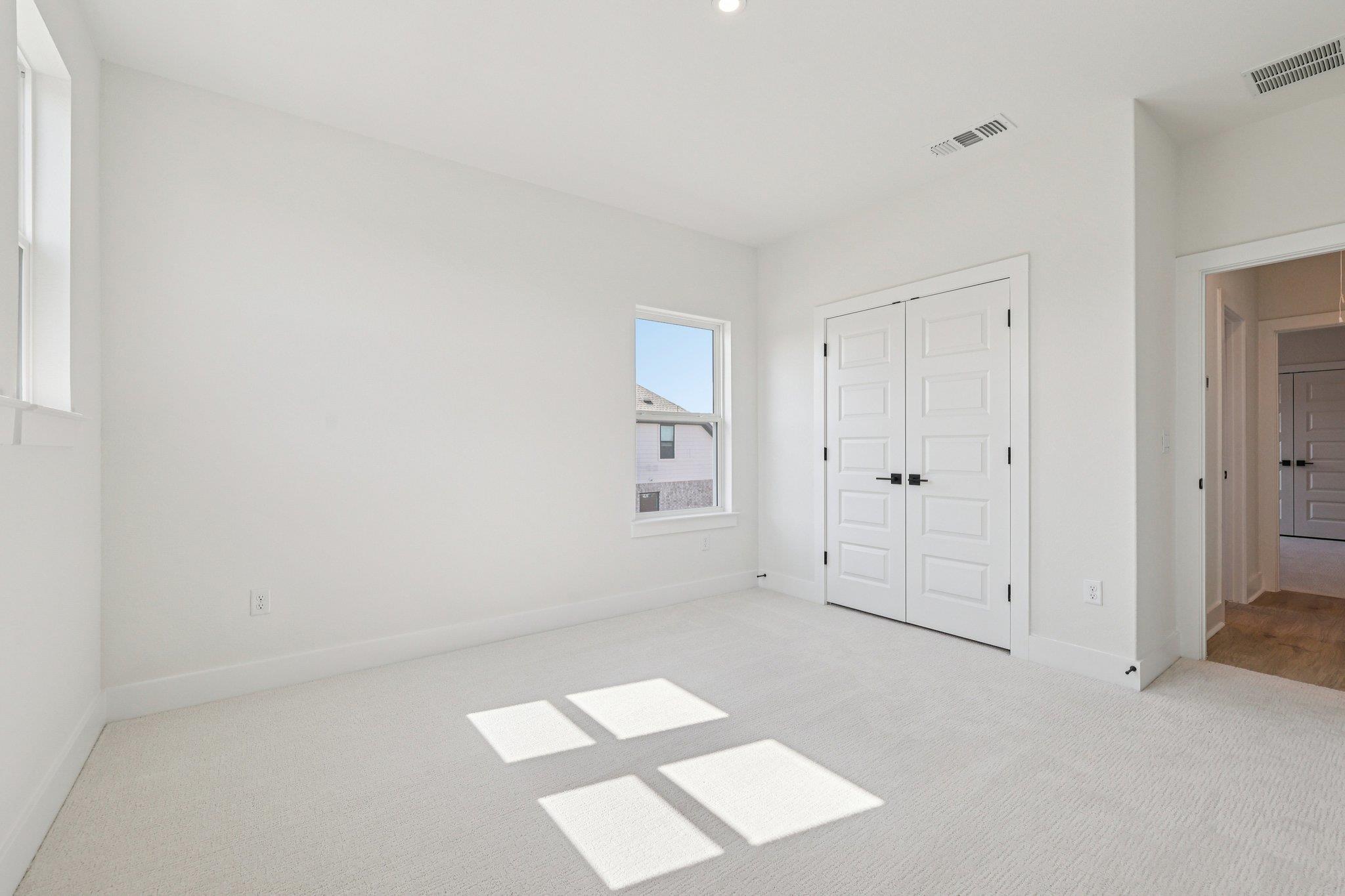 1660 Cardinal Ln, Round Rock, TX 78681