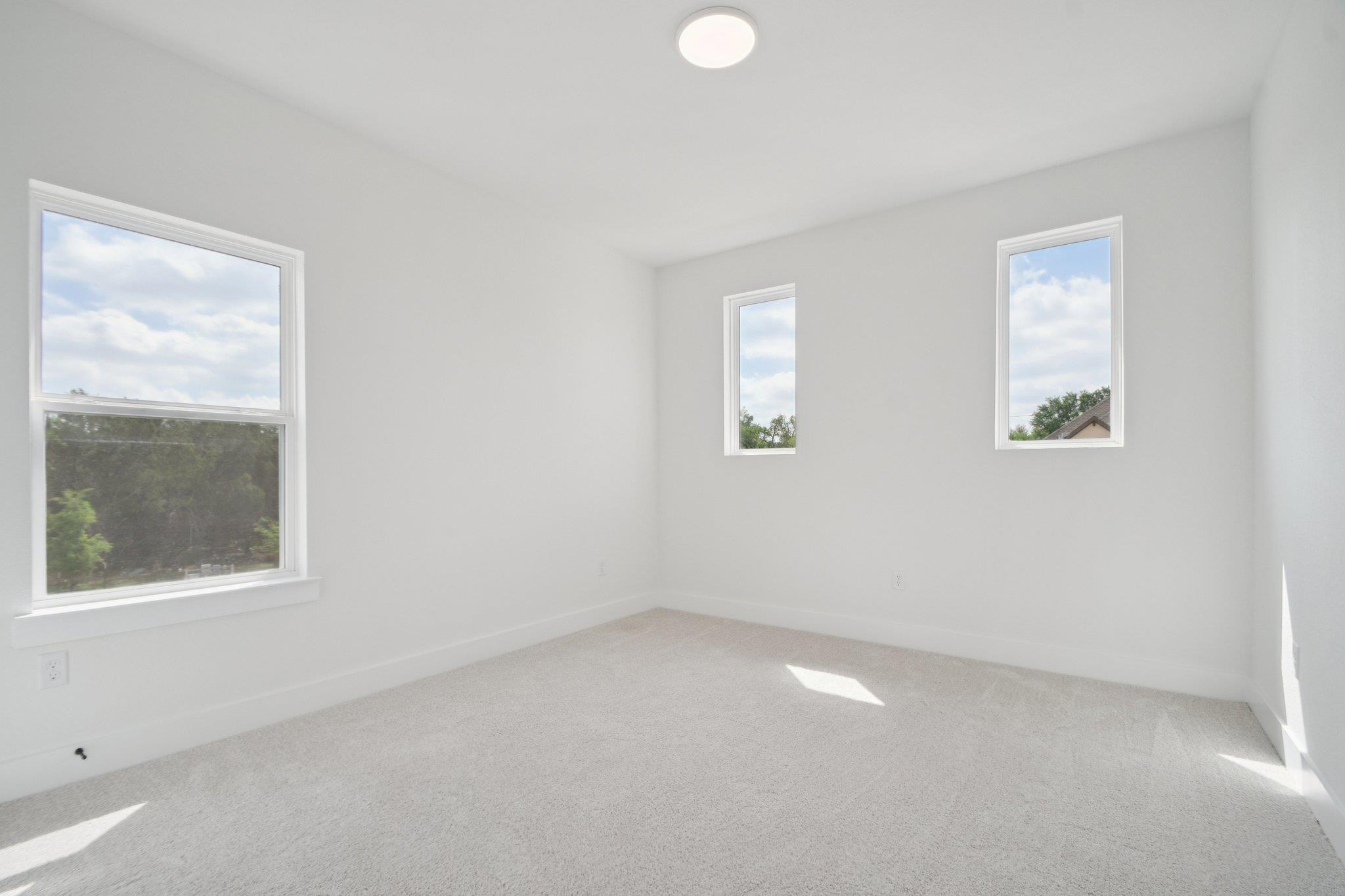 1660 Cardinal Ln, Round Rock, TX 78681