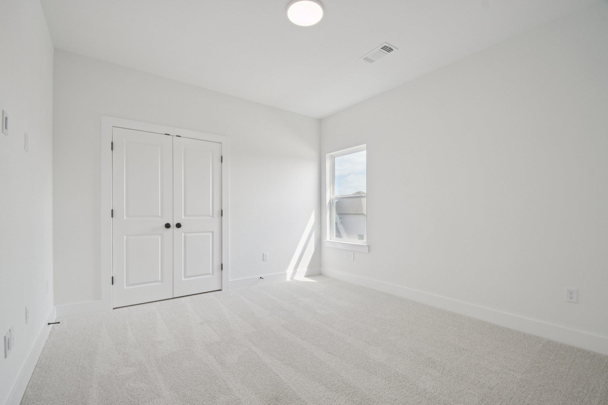 1660 Cardinal Ln, Round Rock, TX 78681