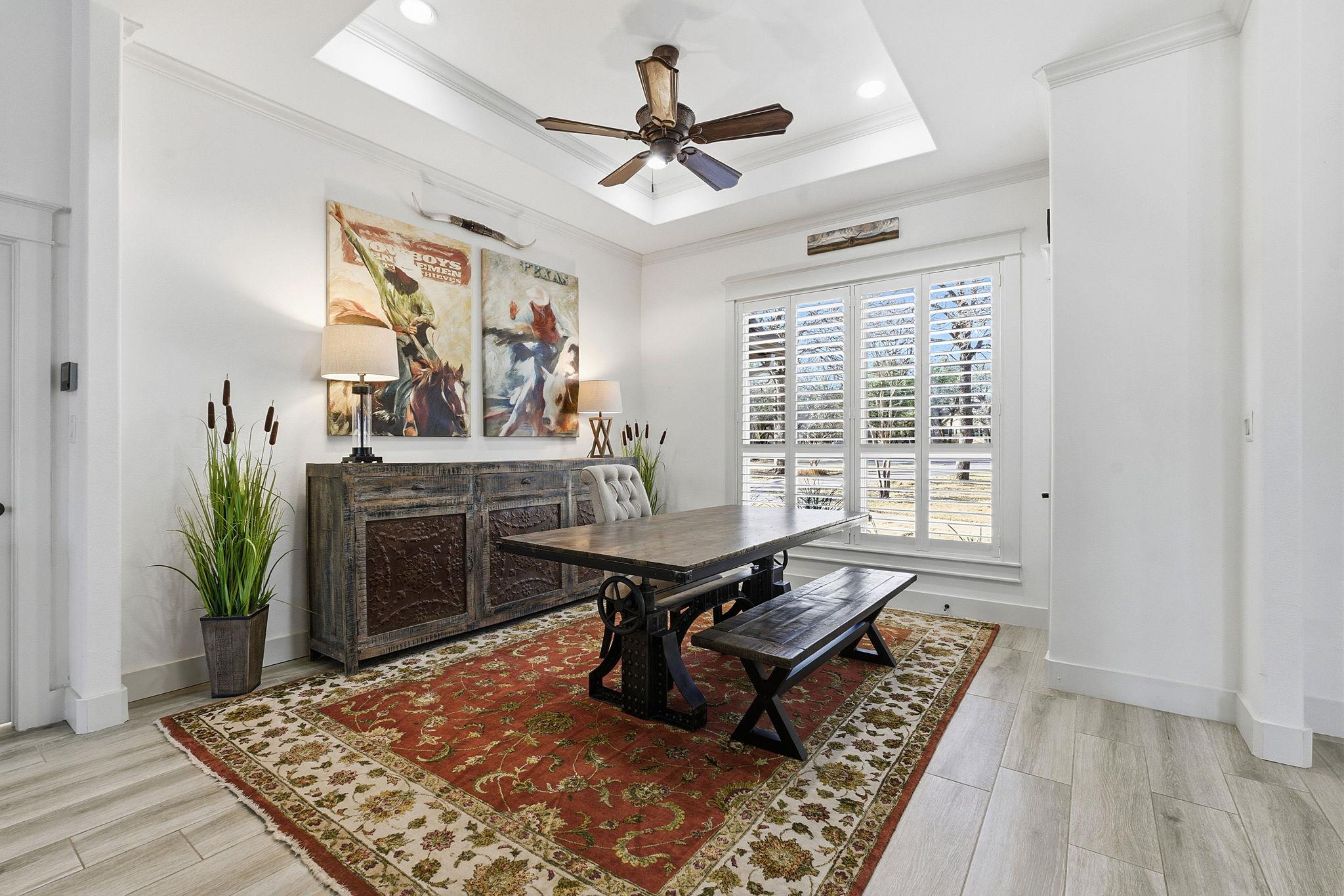 308 Oak Plaza Cv, Georgetown, TX 78628