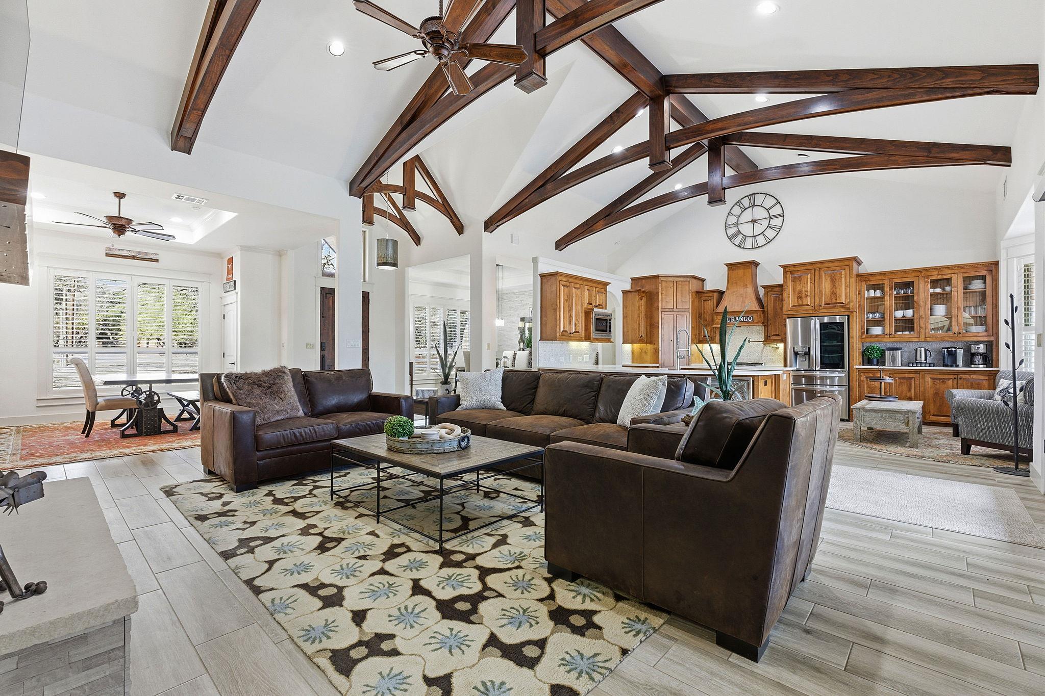 308 Oak Plaza Cv, Georgetown, TX 78628