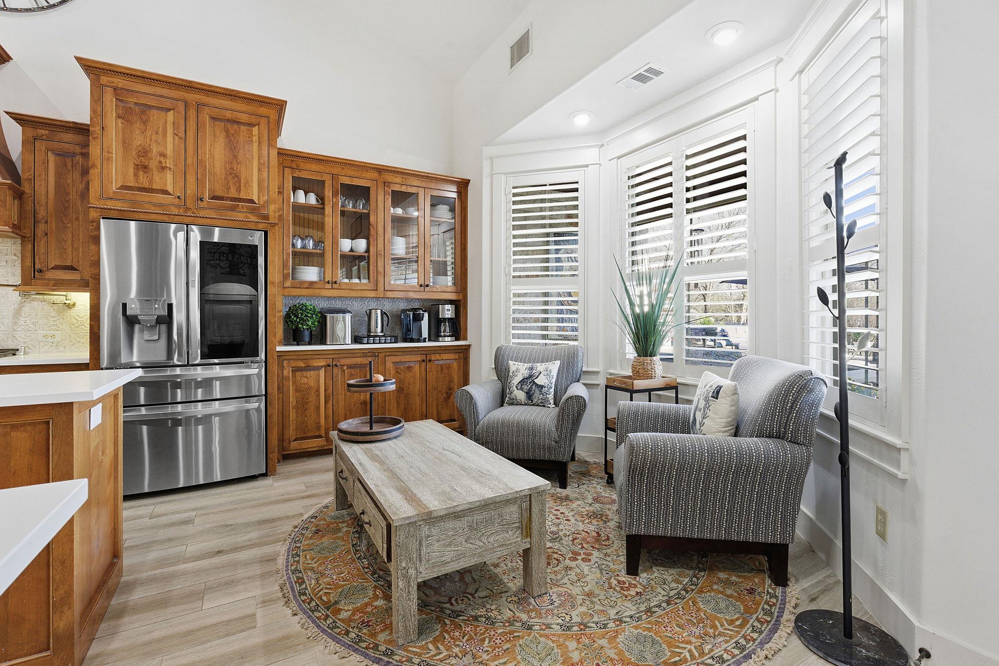 308 Oak Plaza Cv, Georgetown, TX 78628