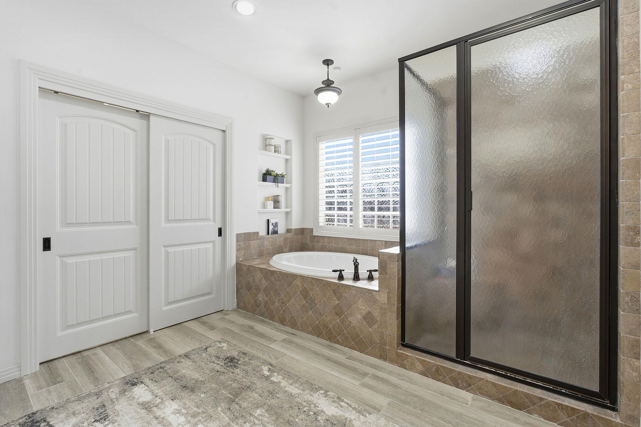 308 Oak Plaza Cv, Georgetown, TX 78628