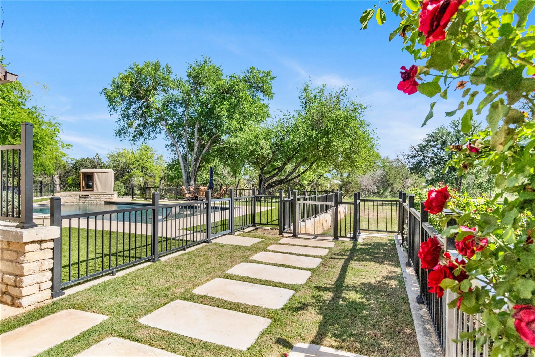 150 Shady Ln, Marble Falls, TX 78654